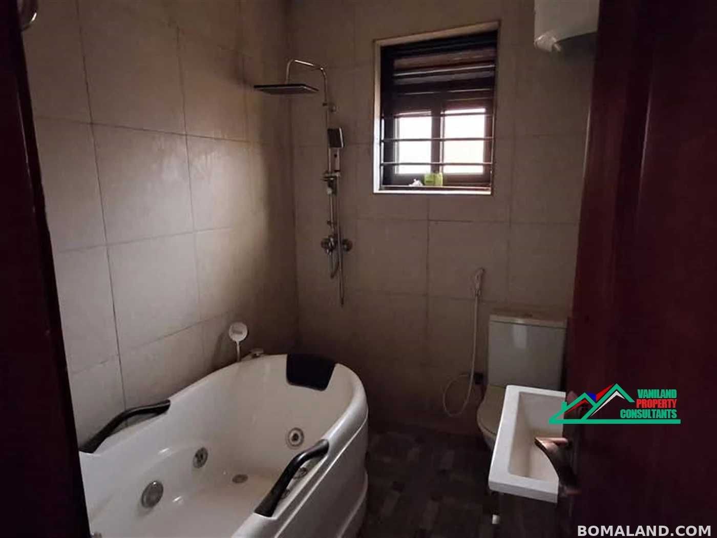 3 bedroom Apartment for rent in Kira Wakiso Uganda