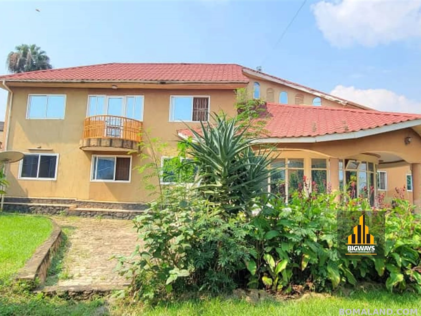 8 bedroom Storeyed house for sale in Kisaasi Kampala Uganda