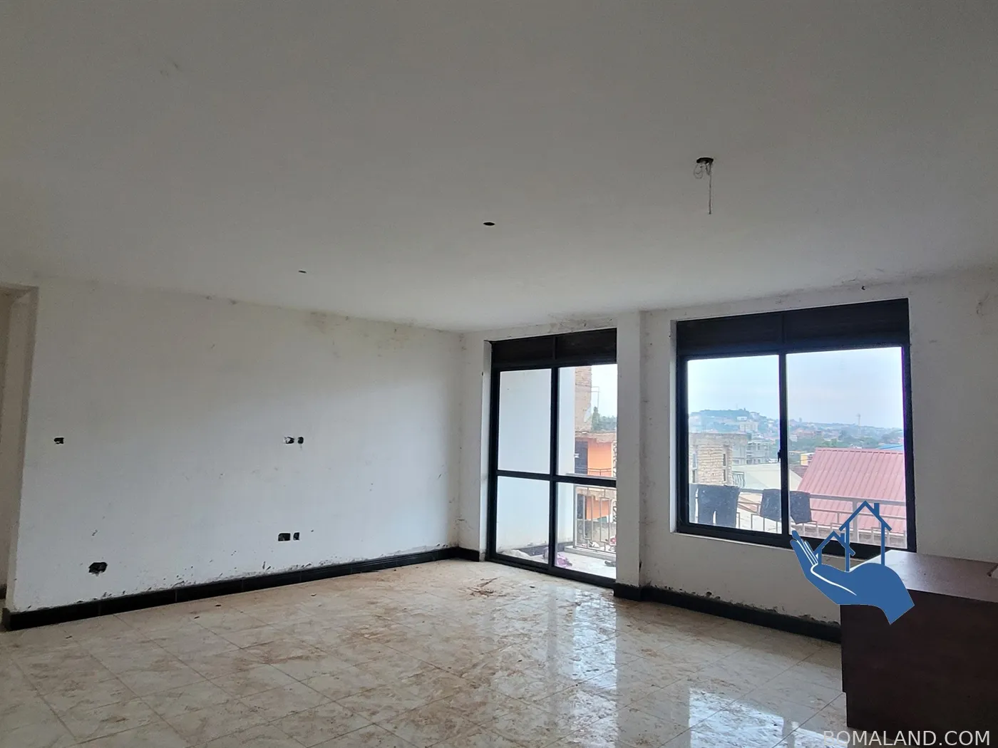 6 bedroom Mansion for sale in Kajjansi Wakiso Uganda