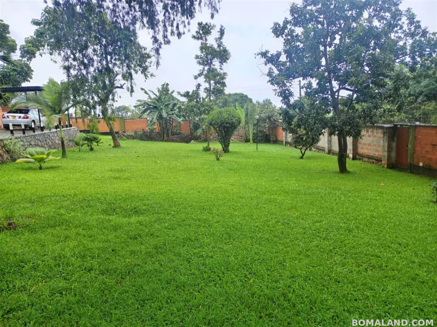 7 bedroom Storeyed house for sale in Muyenga Kampala Uganda
