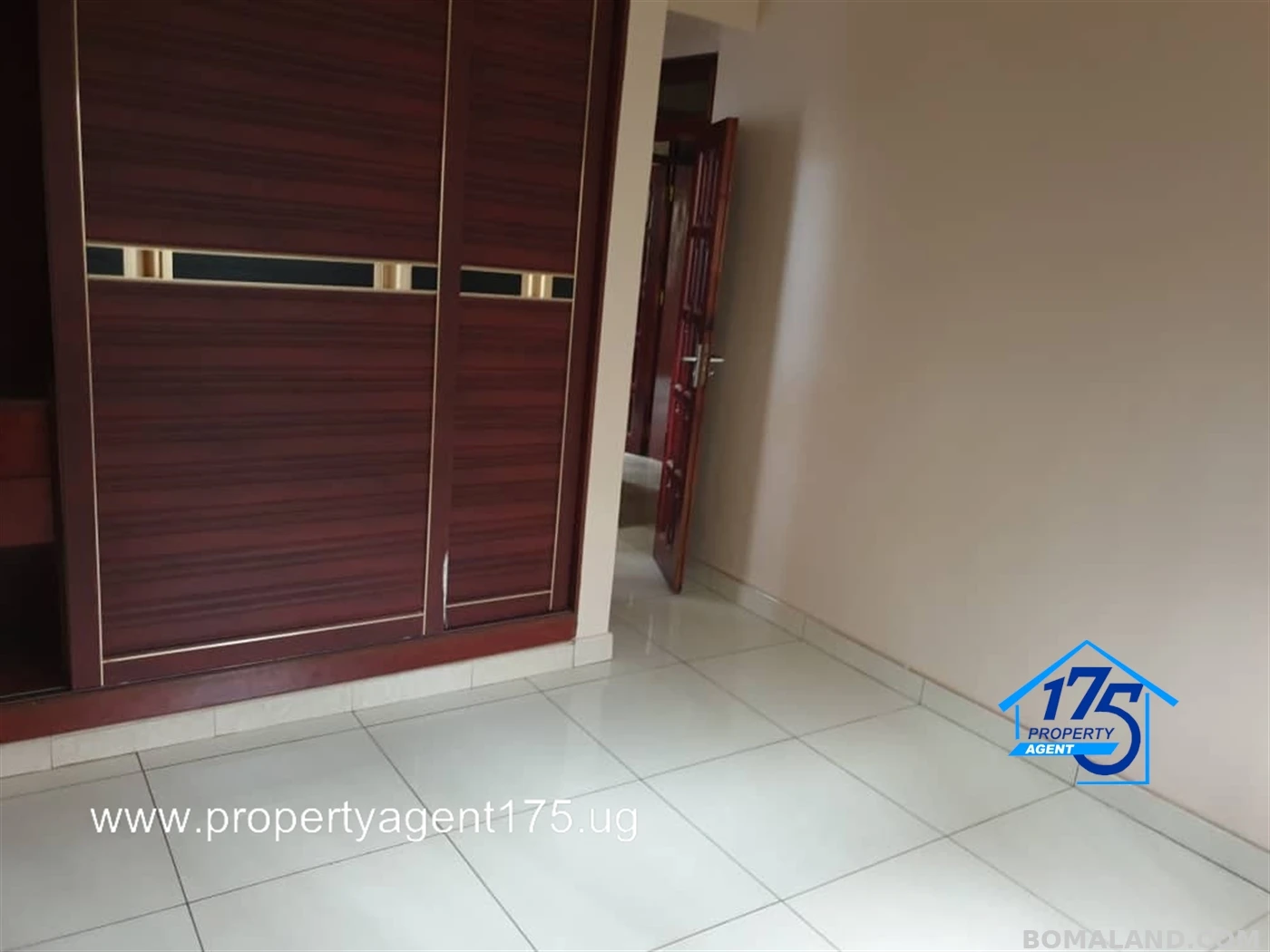 6 bedroom Duplex for sale in Najjera Wakiso Uganda