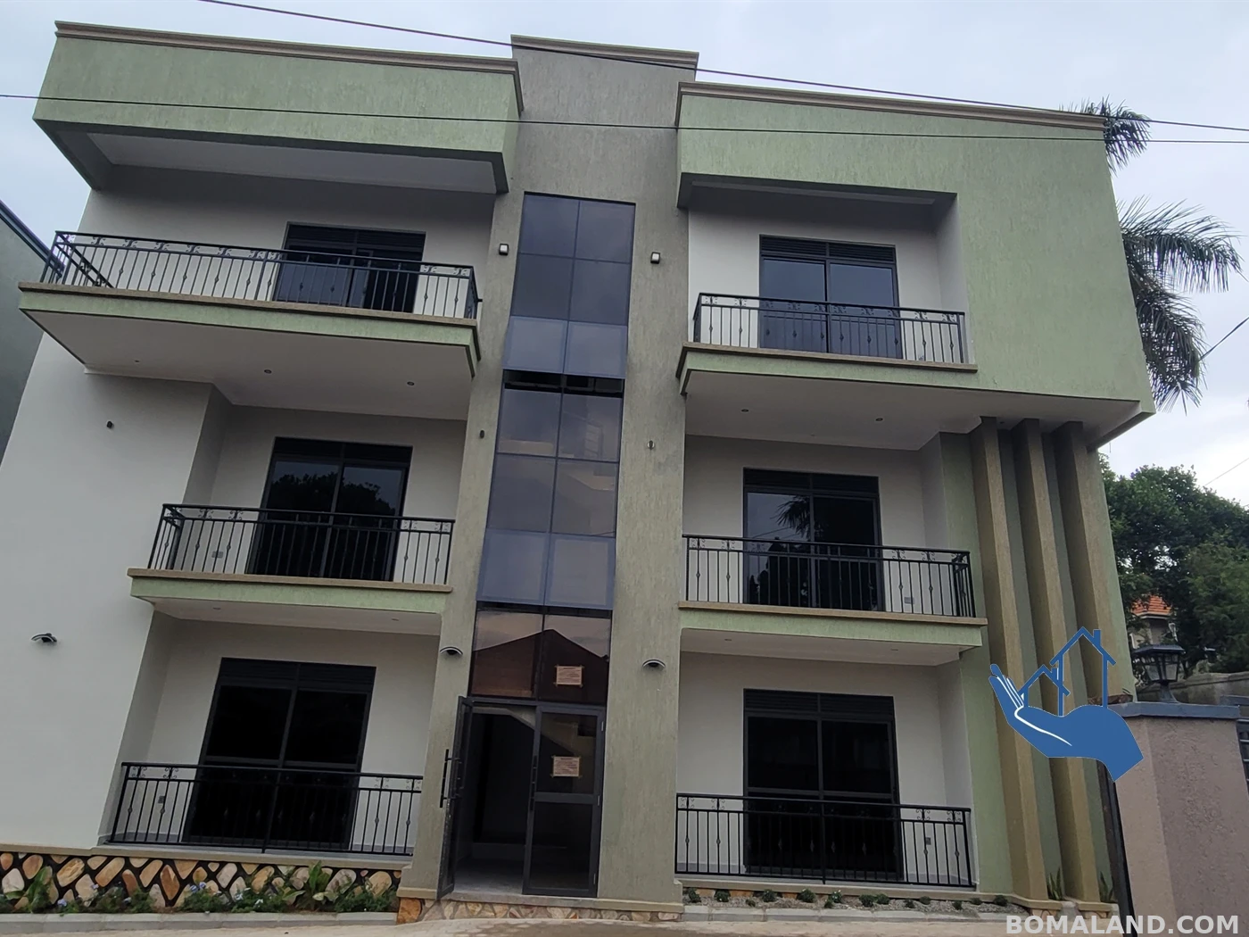 3 bedroom Apartment block for sale in Munyonyo Kampala Uganda