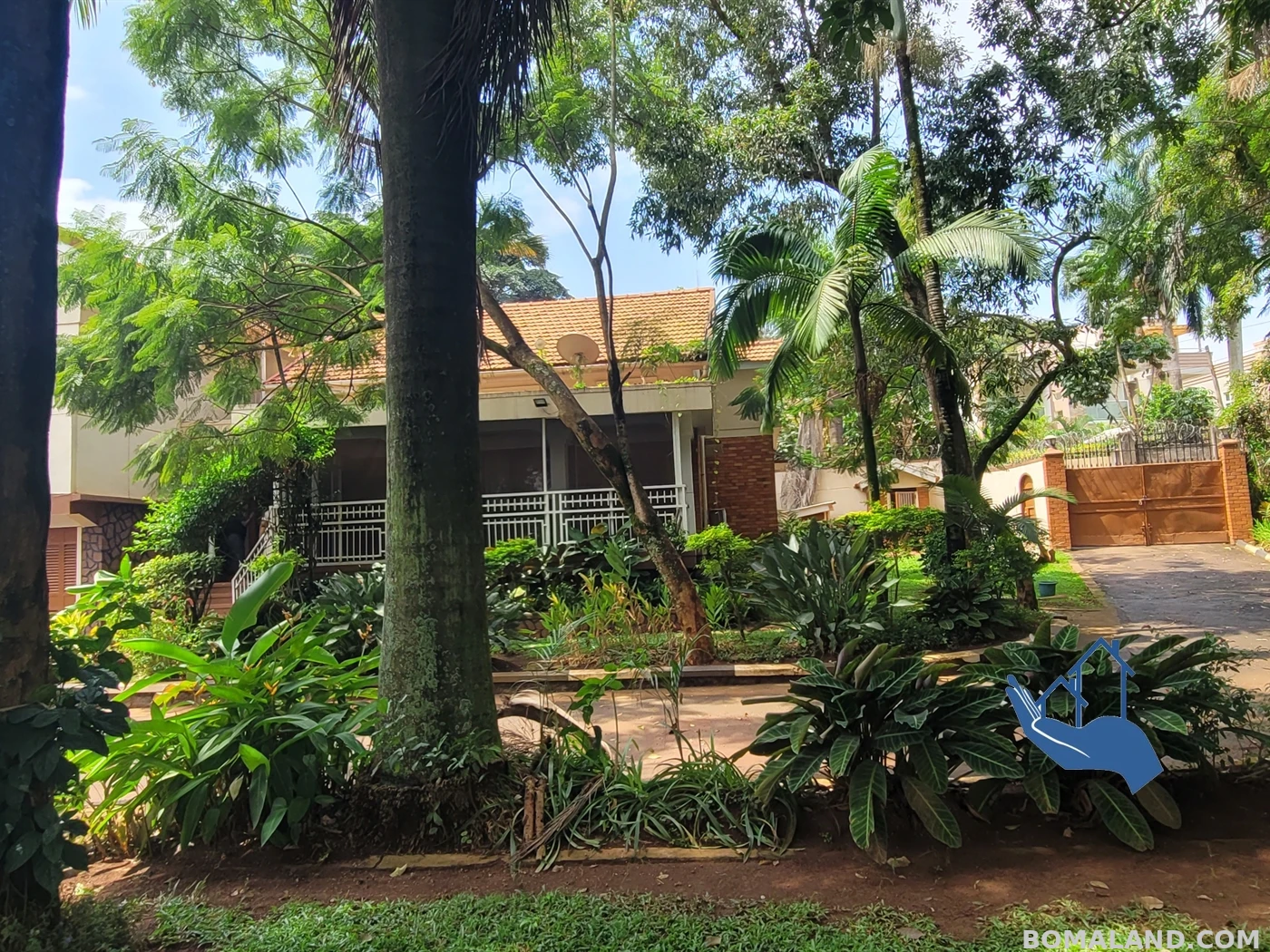 4 bedroom Bungalow for rent in Muyenga Kampala Uganda