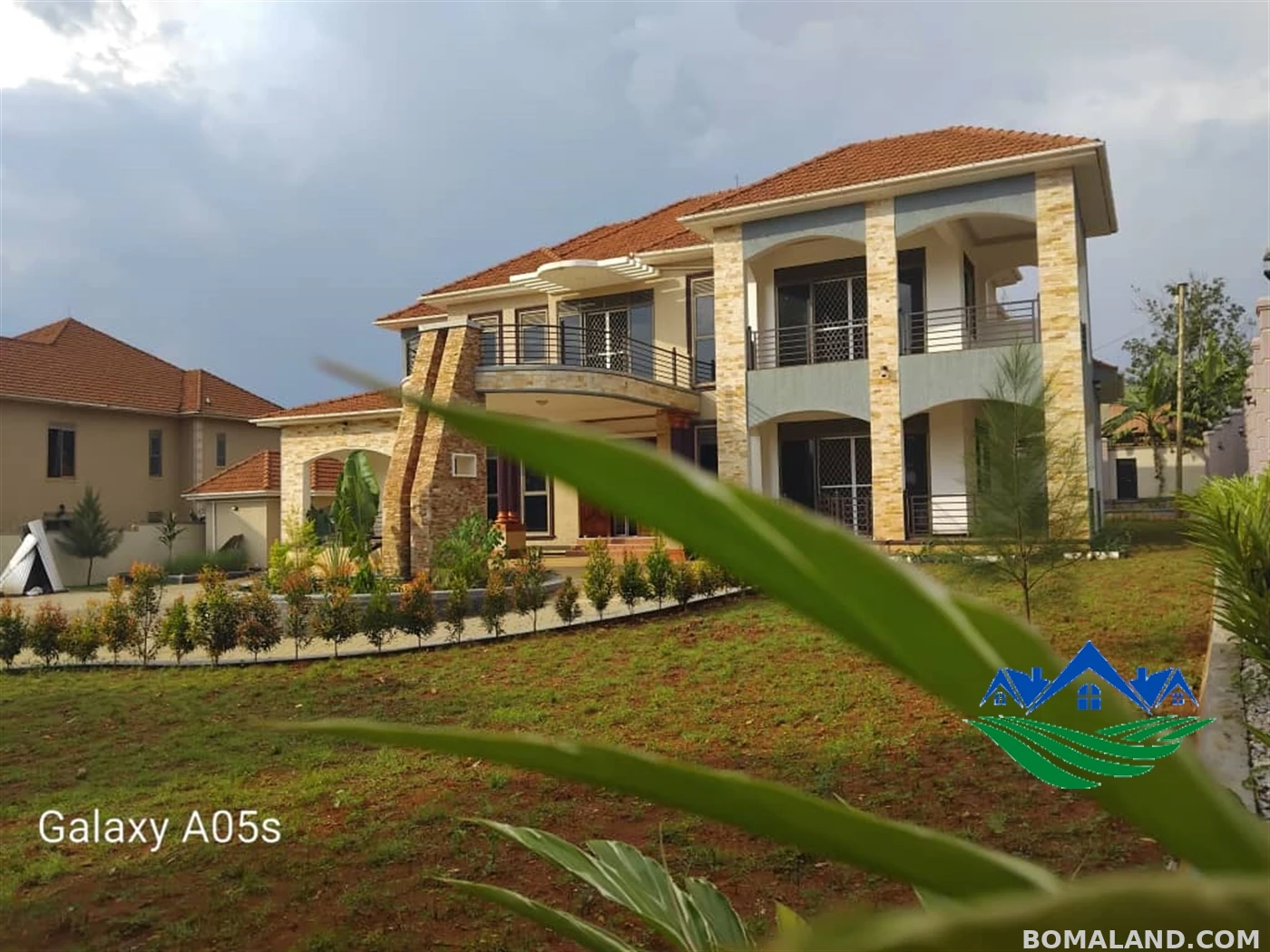 7 bedroom Mansion for sale in Gayaza Wakiso Uganda