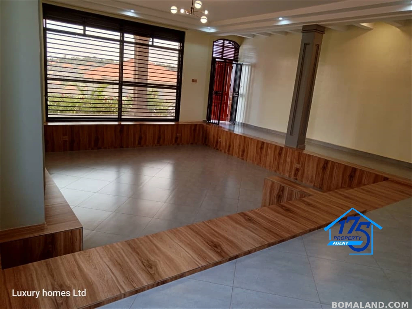 6 bedroom Duplex for sale in Kira Wakiso Uganda