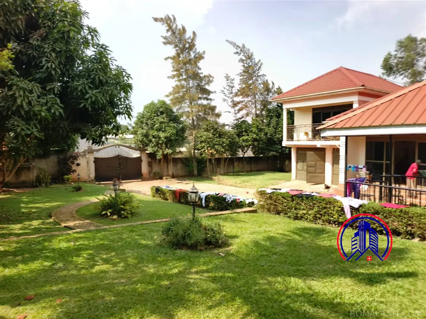 3 bedroom Storeyed house for sale in Nansana Wakiso Uganda
