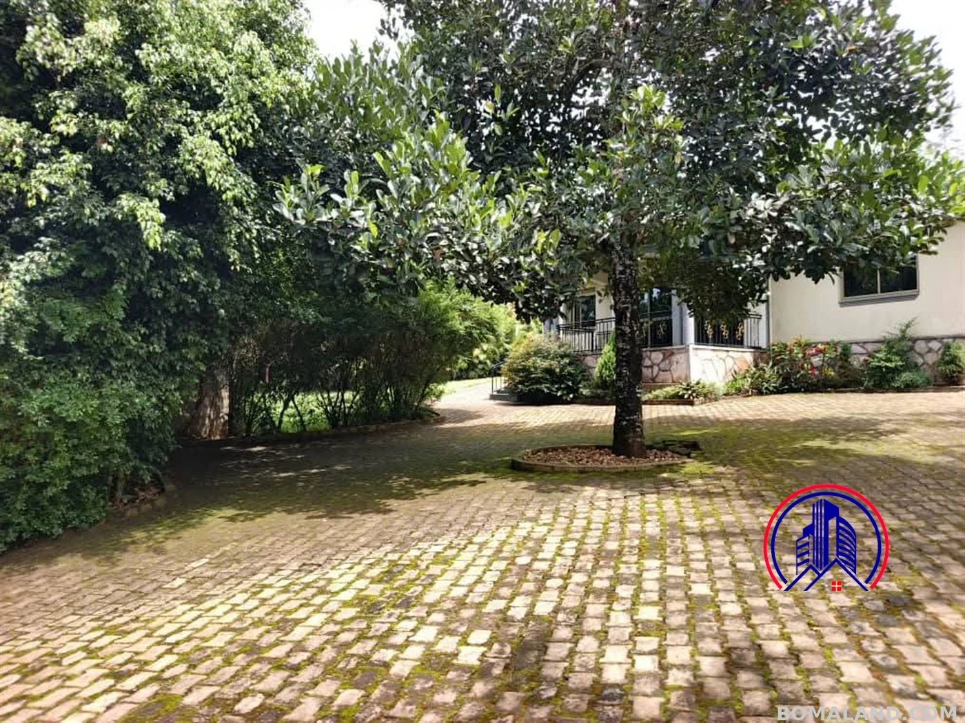 4 bedroom Bungalow for sale in Nkoowe Wakiso Uganda