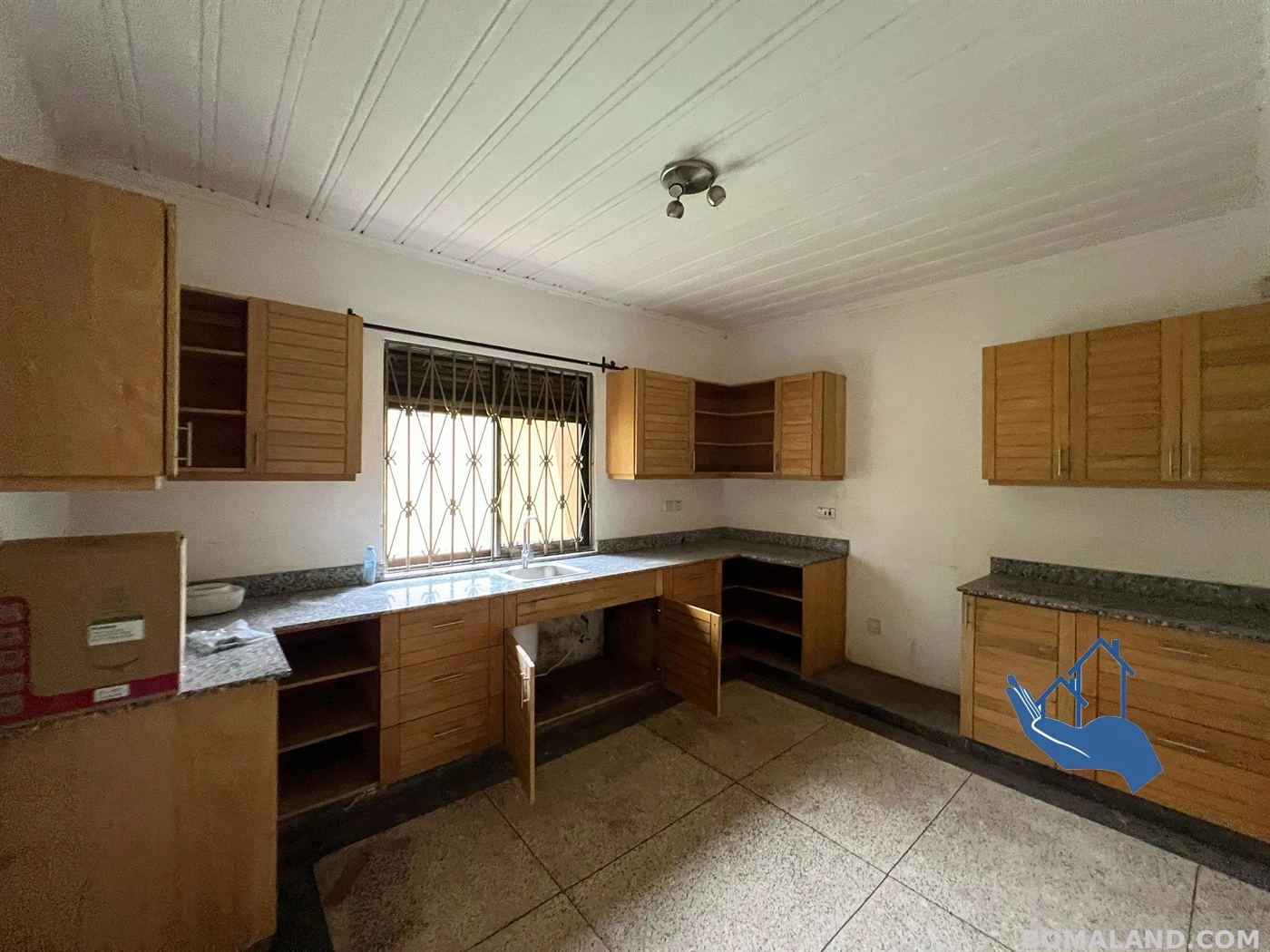 4 bedroom Bungalow for sale in Muyenga Kampala Uganda