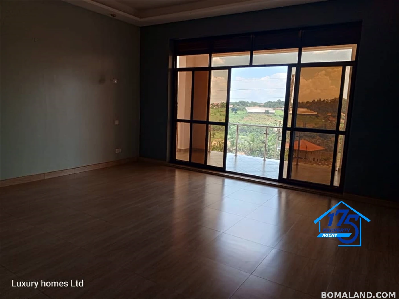 6 bedroom Duplex for sale in Kira Wakiso Uganda