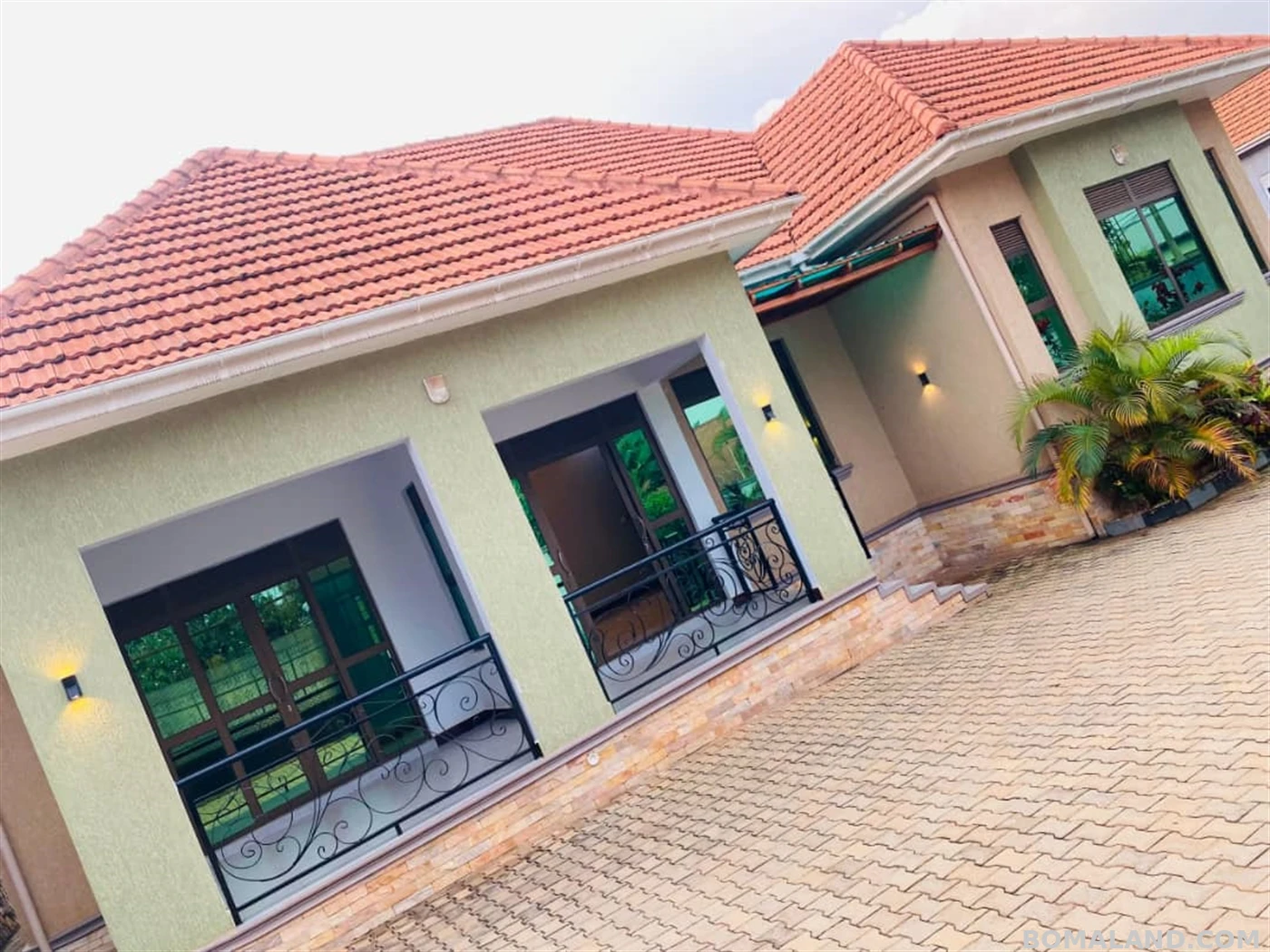 4 bedroom Bungalow for sale in Kitende Wakiso Uganda