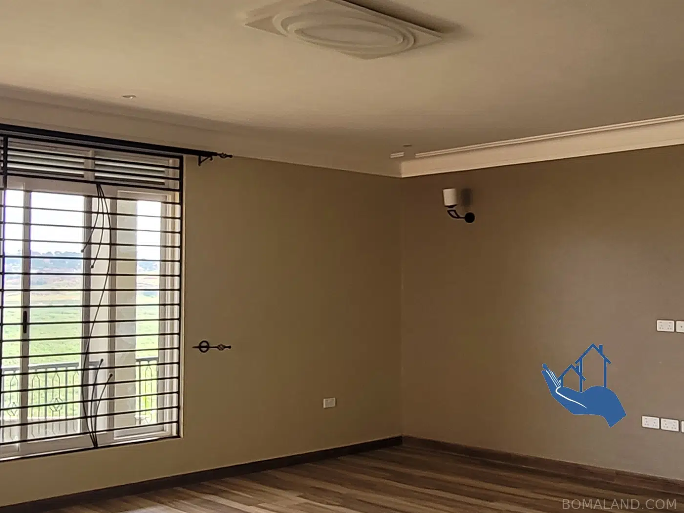 3 bedroom Mansion for sale in Munyonyo Kampala Uganda