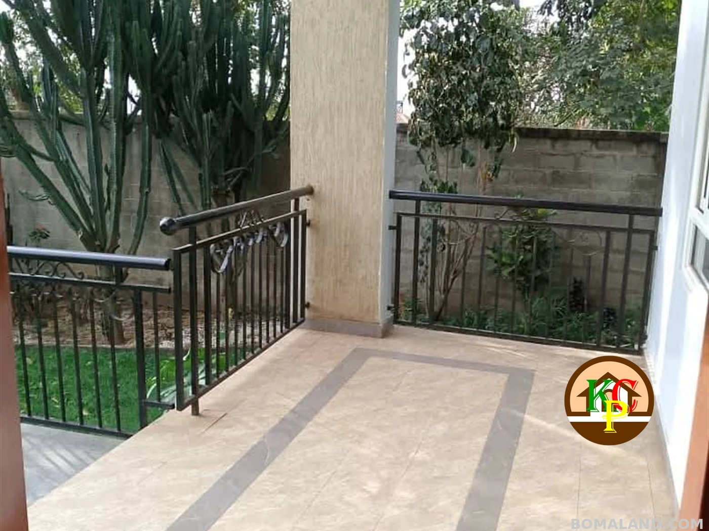 4 bedroom Apartment for rent in Mbuya Kampala Uganda