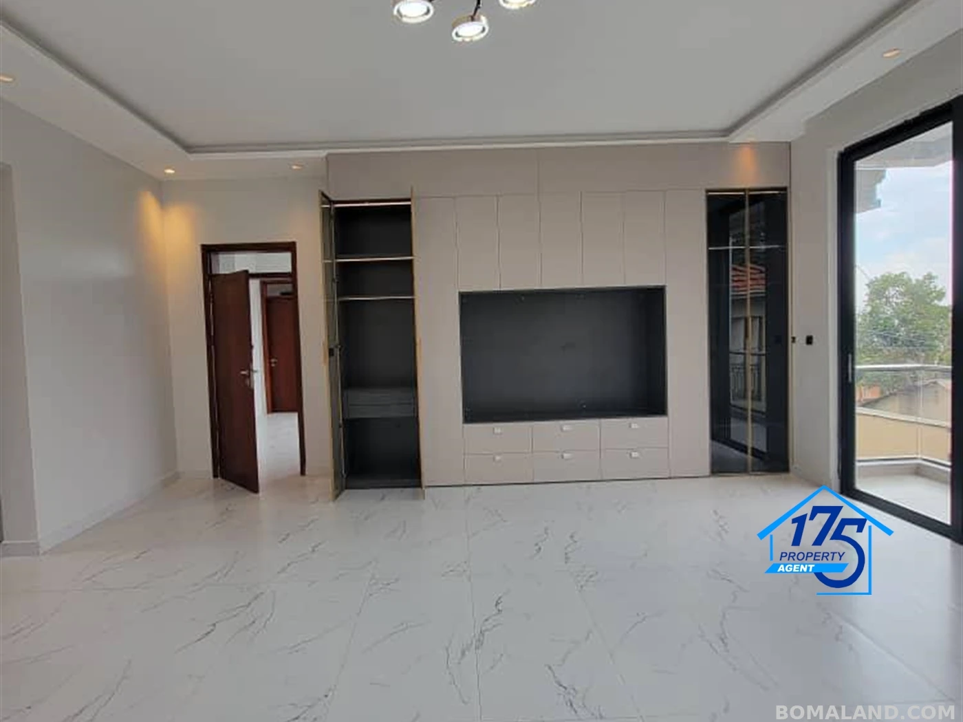 5 bedroom Mansion for sale in Kyanja Kampala Uganda
