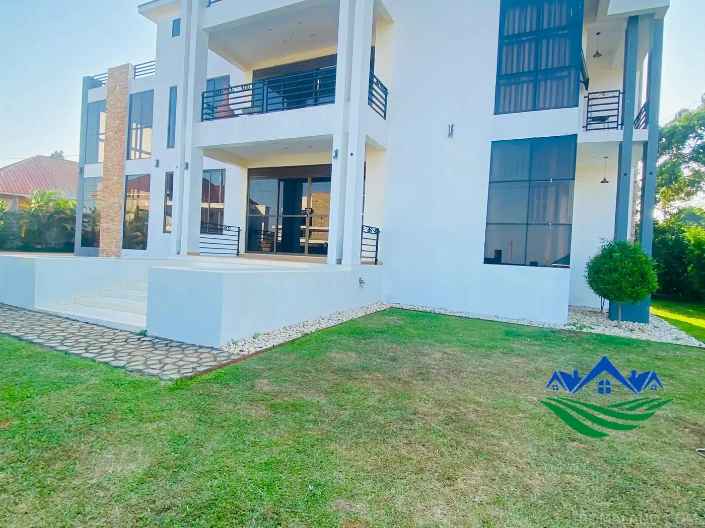 5 bedroom Mansion for sale in Garuga Wakiso Uganda