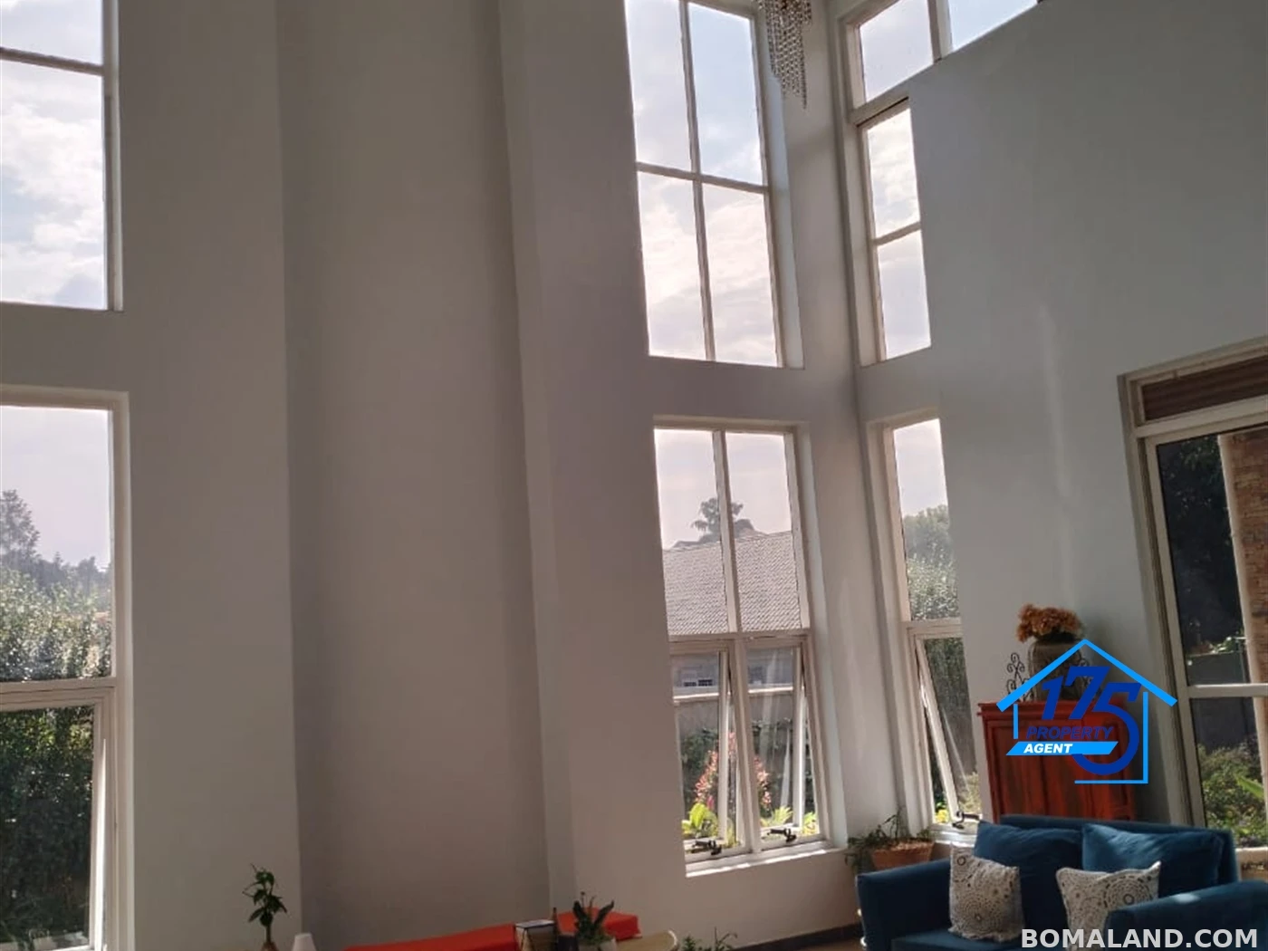 5 bedroom Duplex for sale in Kisaasi Kampala Uganda