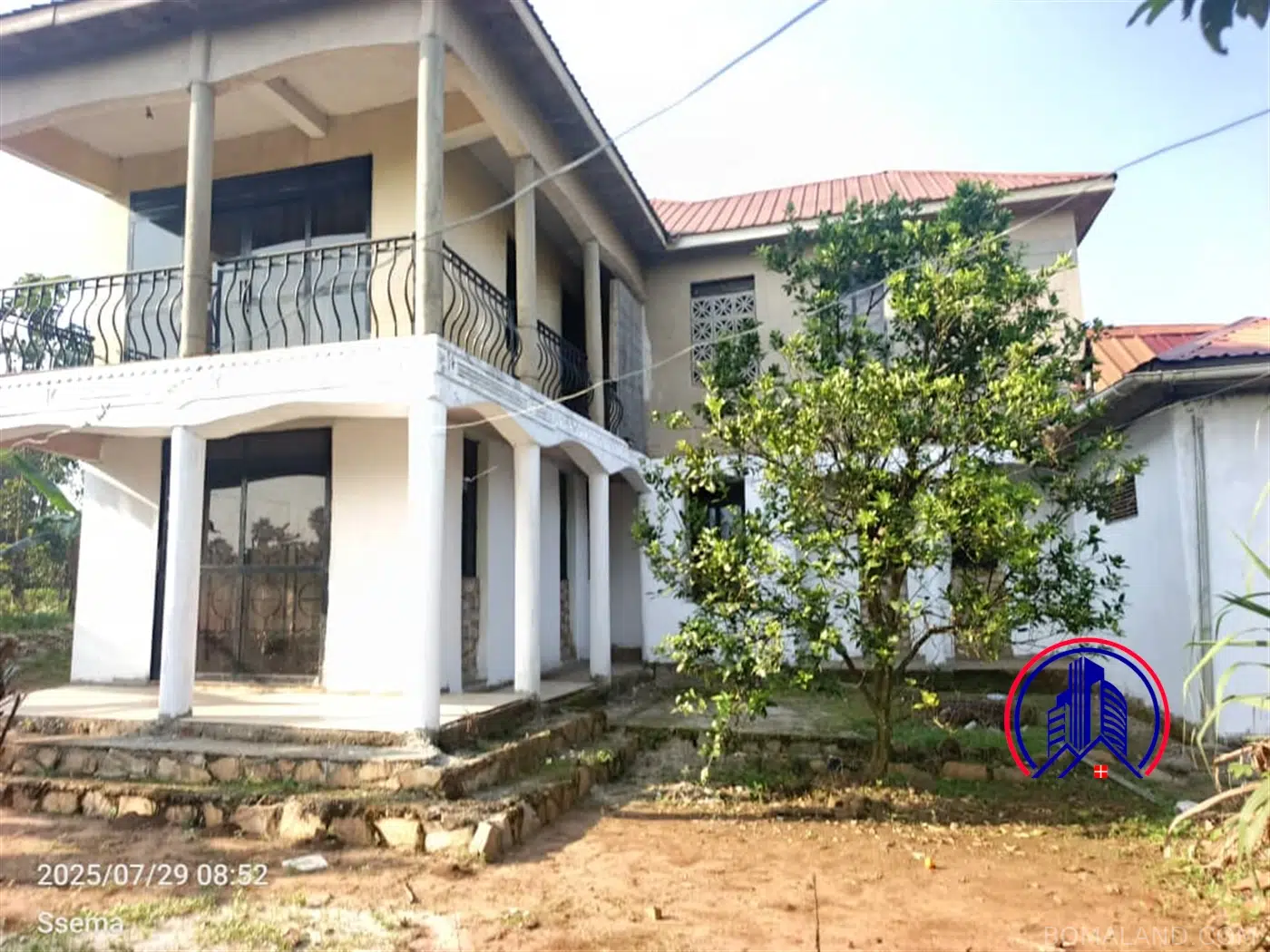 4 bedroom Storeyed house for sale in Buloba Mityana Uganda