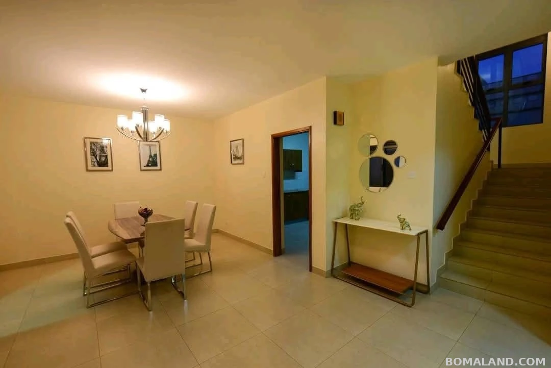 5 bedroom Mansion for rent in Butabika Kampala Uganda
