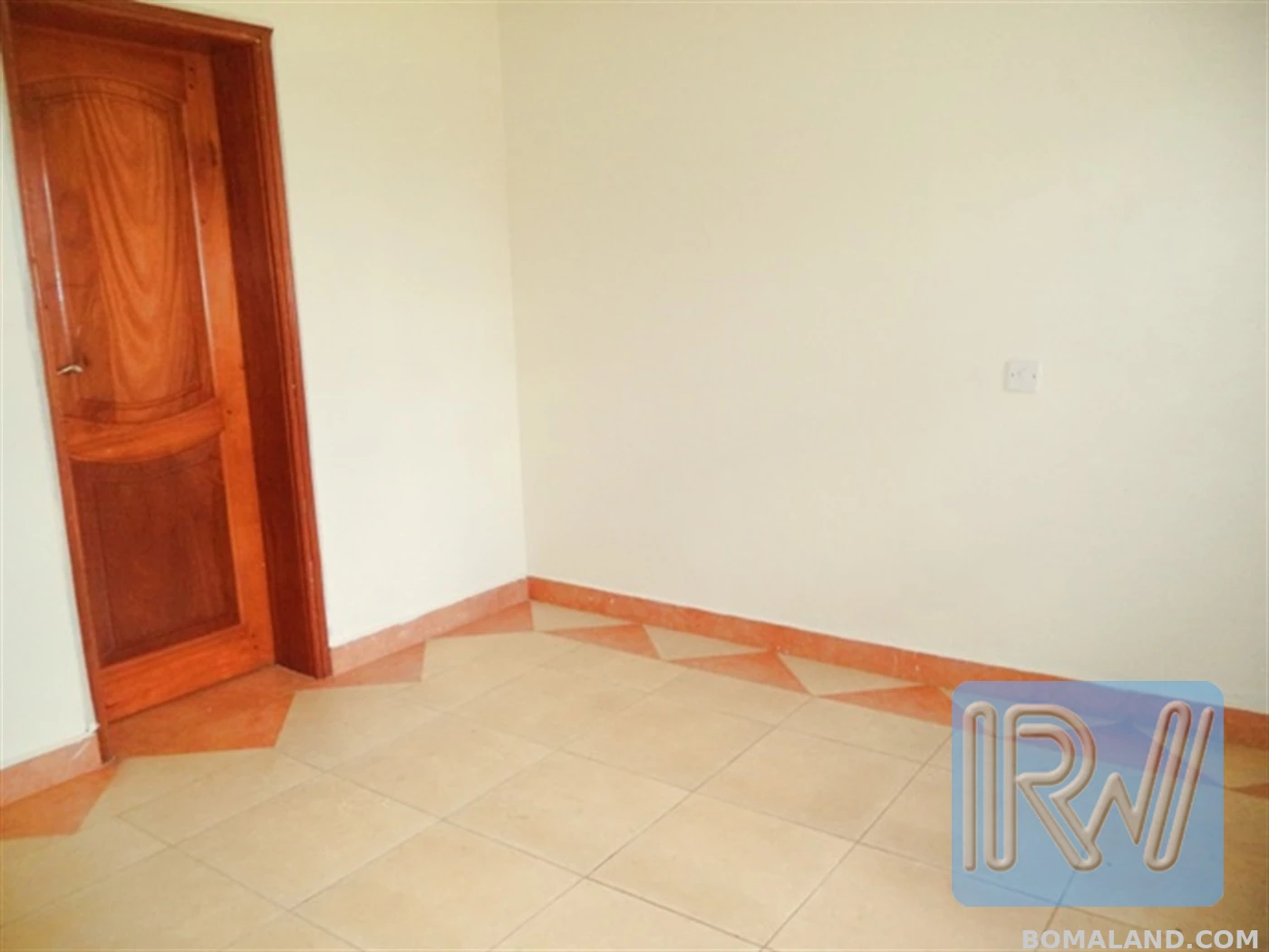 5 bedroom Storeyed house for sale in Entebbe Wakiso Uganda