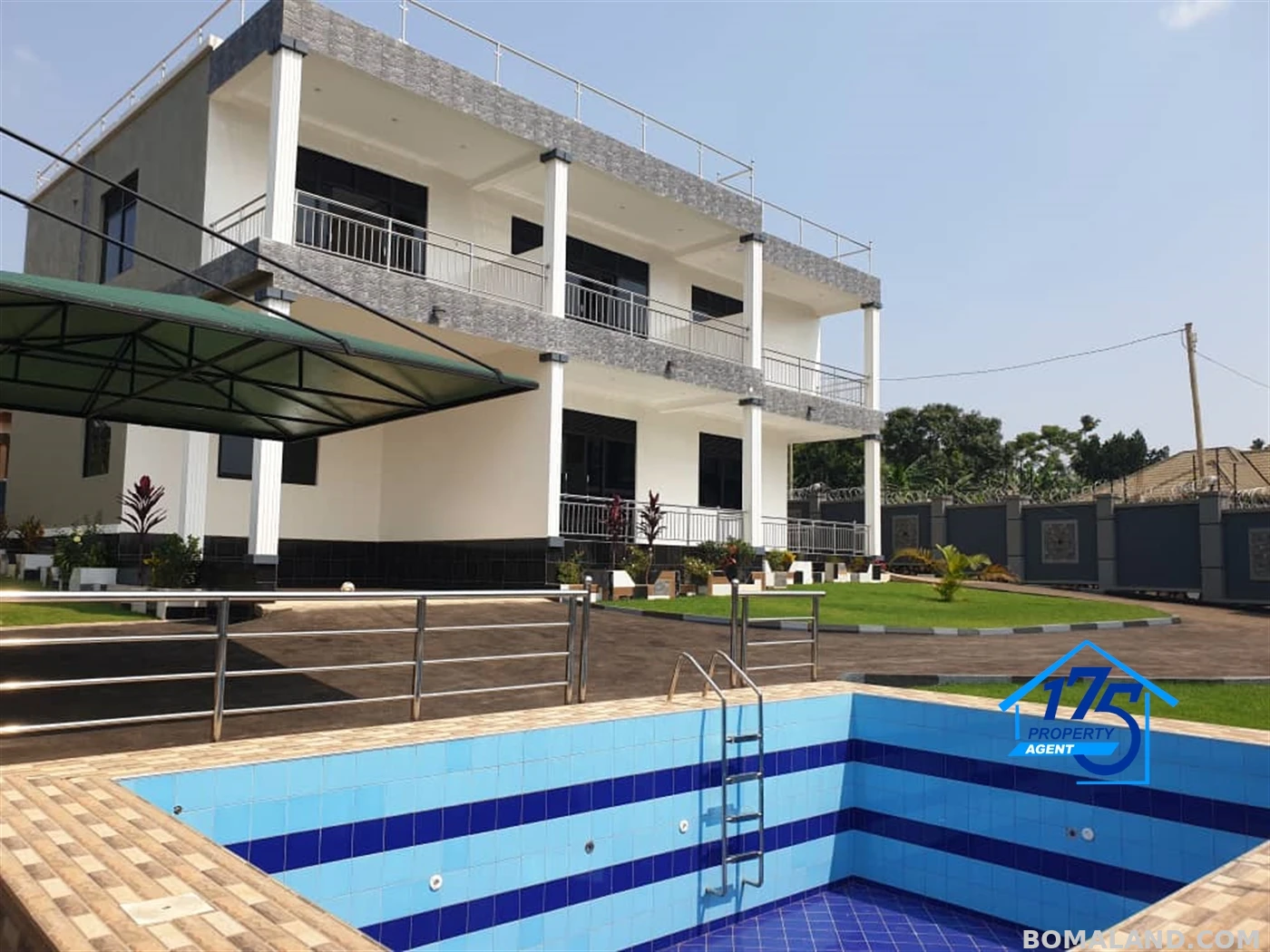 5 bedroom Duplex for sale in Najjera Wakiso Uganda