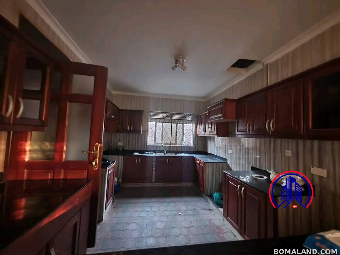 5 bedroom Storeyed house for rent in Kansanga Kampala Uganda