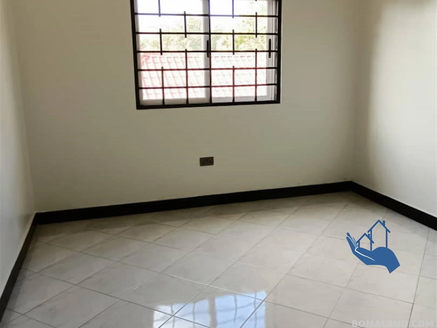 4 bedroom Mansion for sale in Kitende Wakiso Uganda