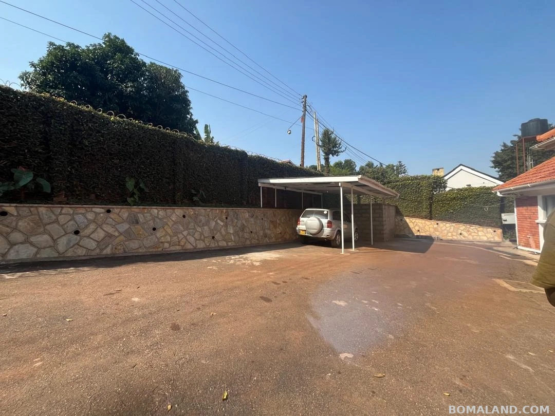 4 bedroom Bungalow for rent in Kansanga Kampala Uganda