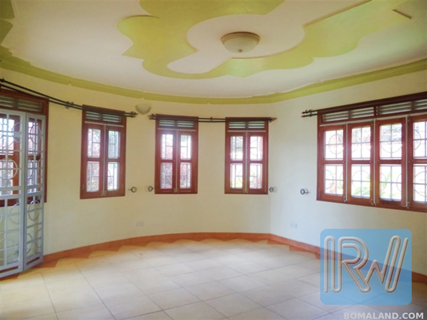 5 bedroom Storeyed house for sale in Entebbe Wakiso Uganda