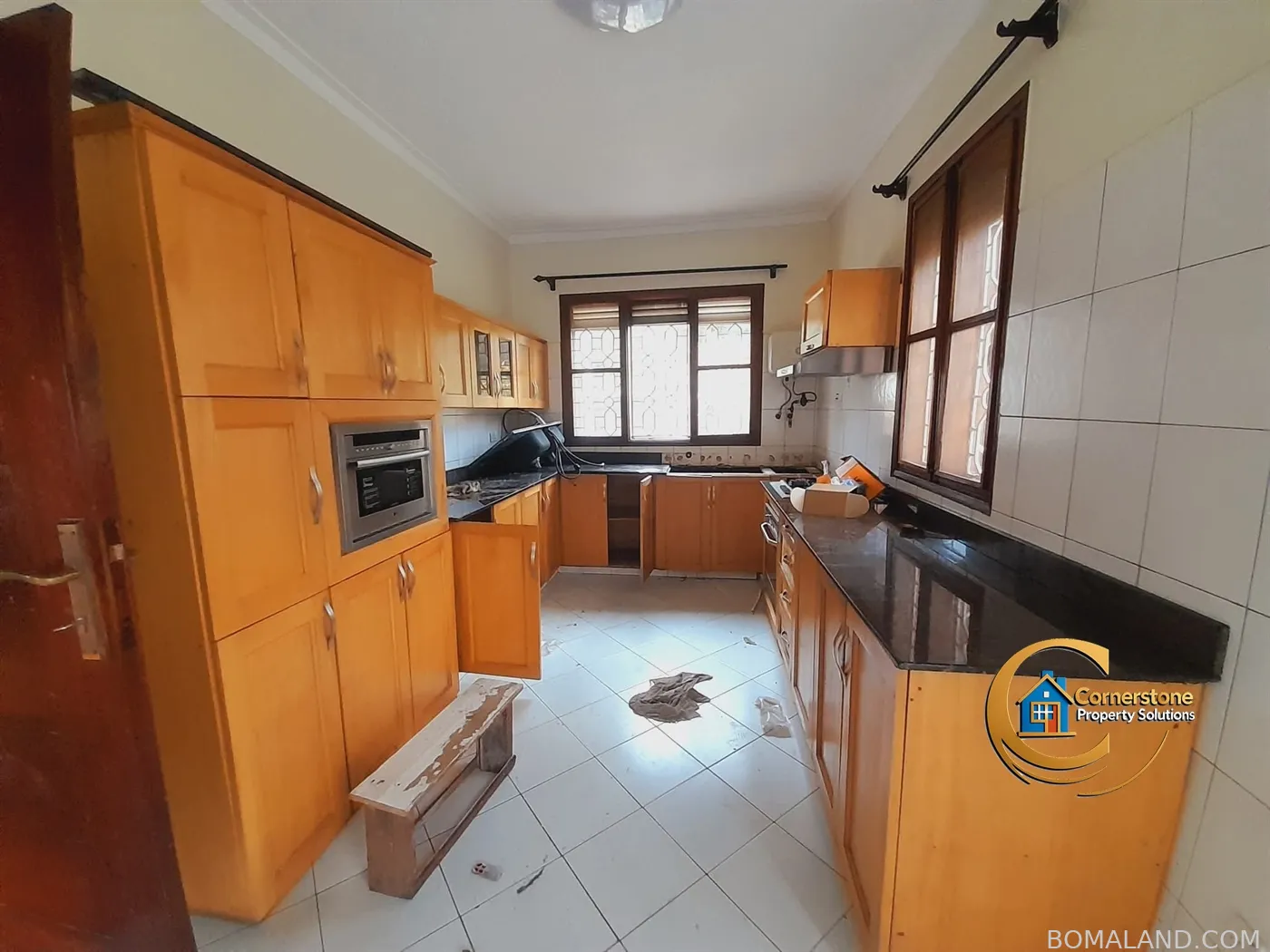 4 bedroom Storeyed house for rent in Bbunga Kampala Uganda