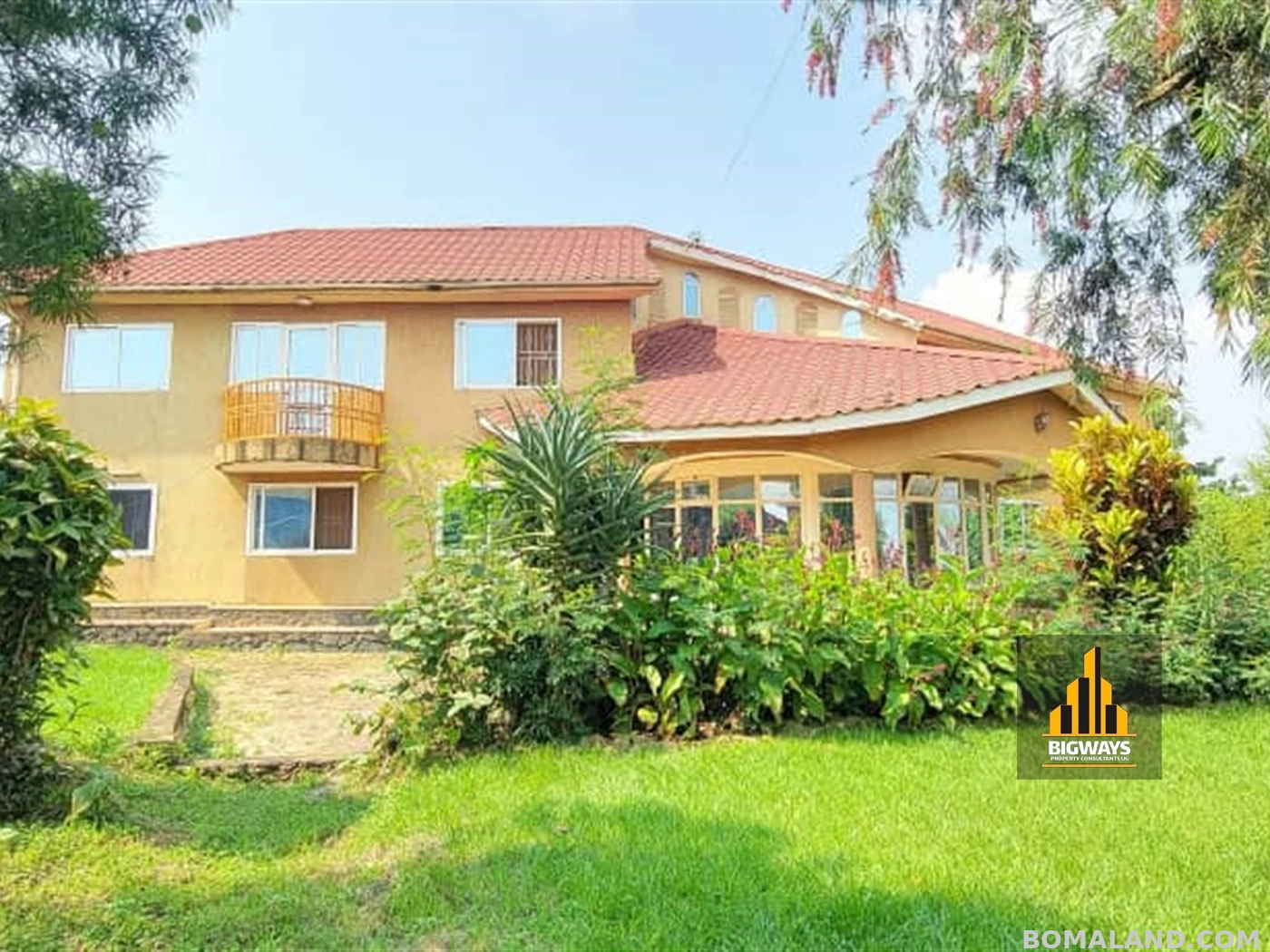 8 bedroom Storeyed house for sale in Kisaasi Kampala Uganda