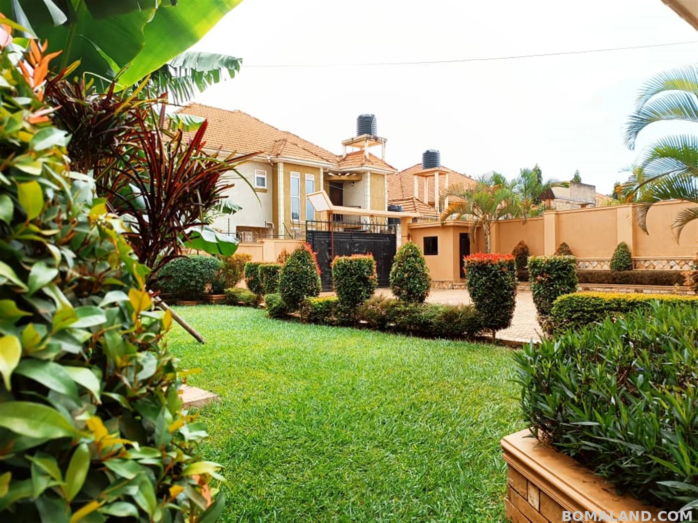 4 bedroom Bungalow for sale in Kira Wakiso Uganda
