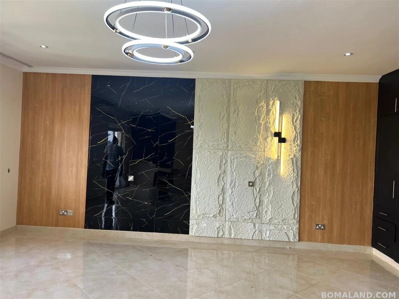 6 bedroom Mansion for sale in Munyonyo Wakiso Uganda