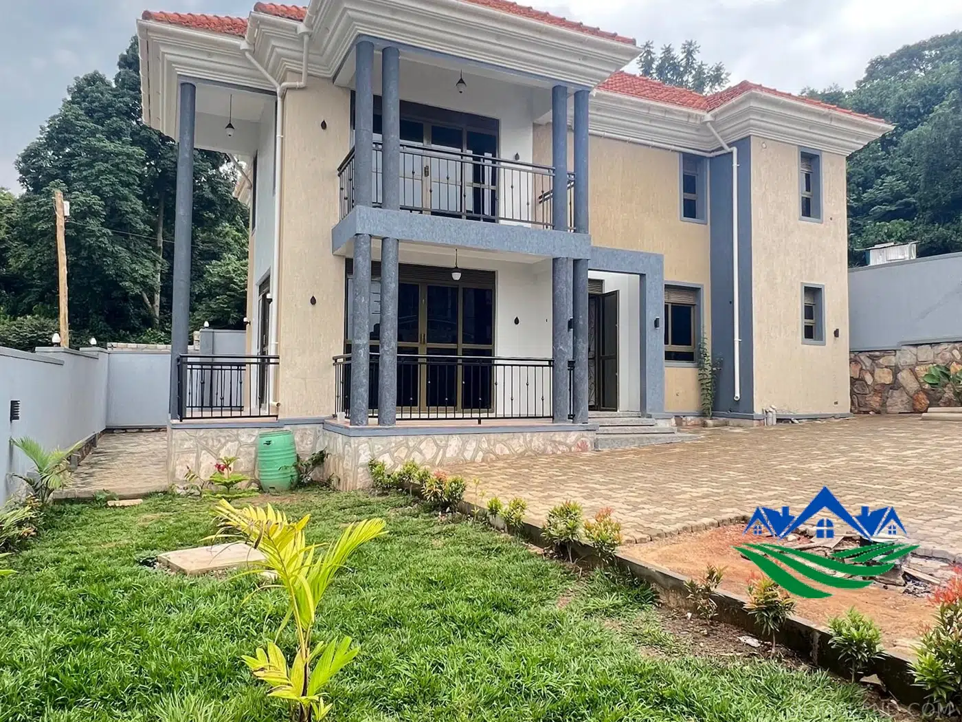 4 bedroom Storeyed house for sale in Katala Wakiso Uganda