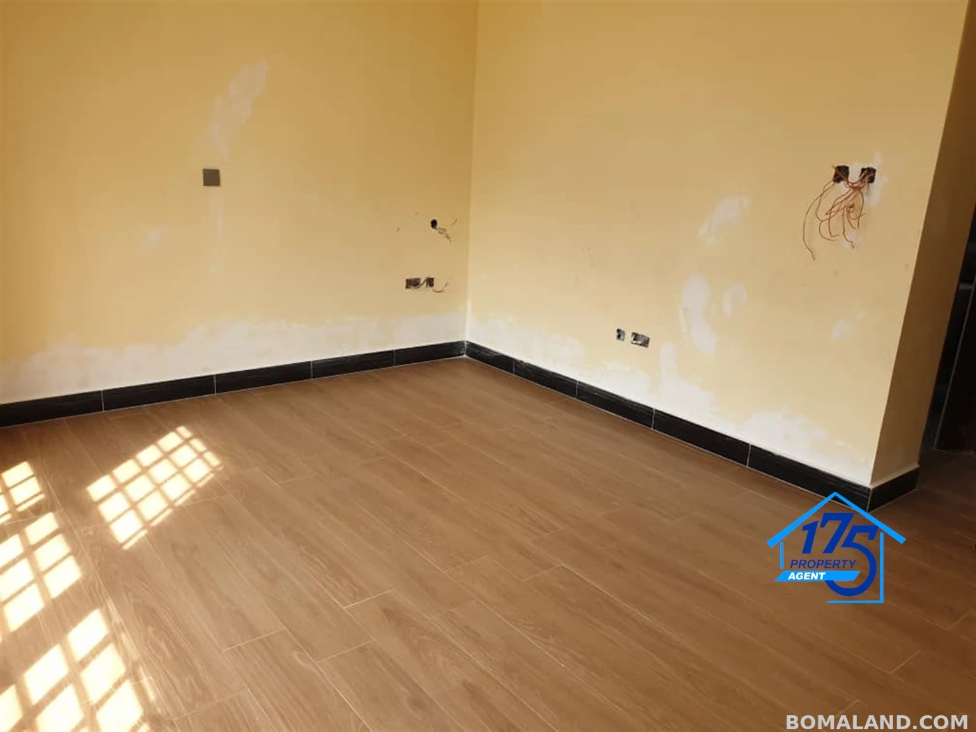 4 bedroom Duplex for sale in Entebbe Wakiso Uganda