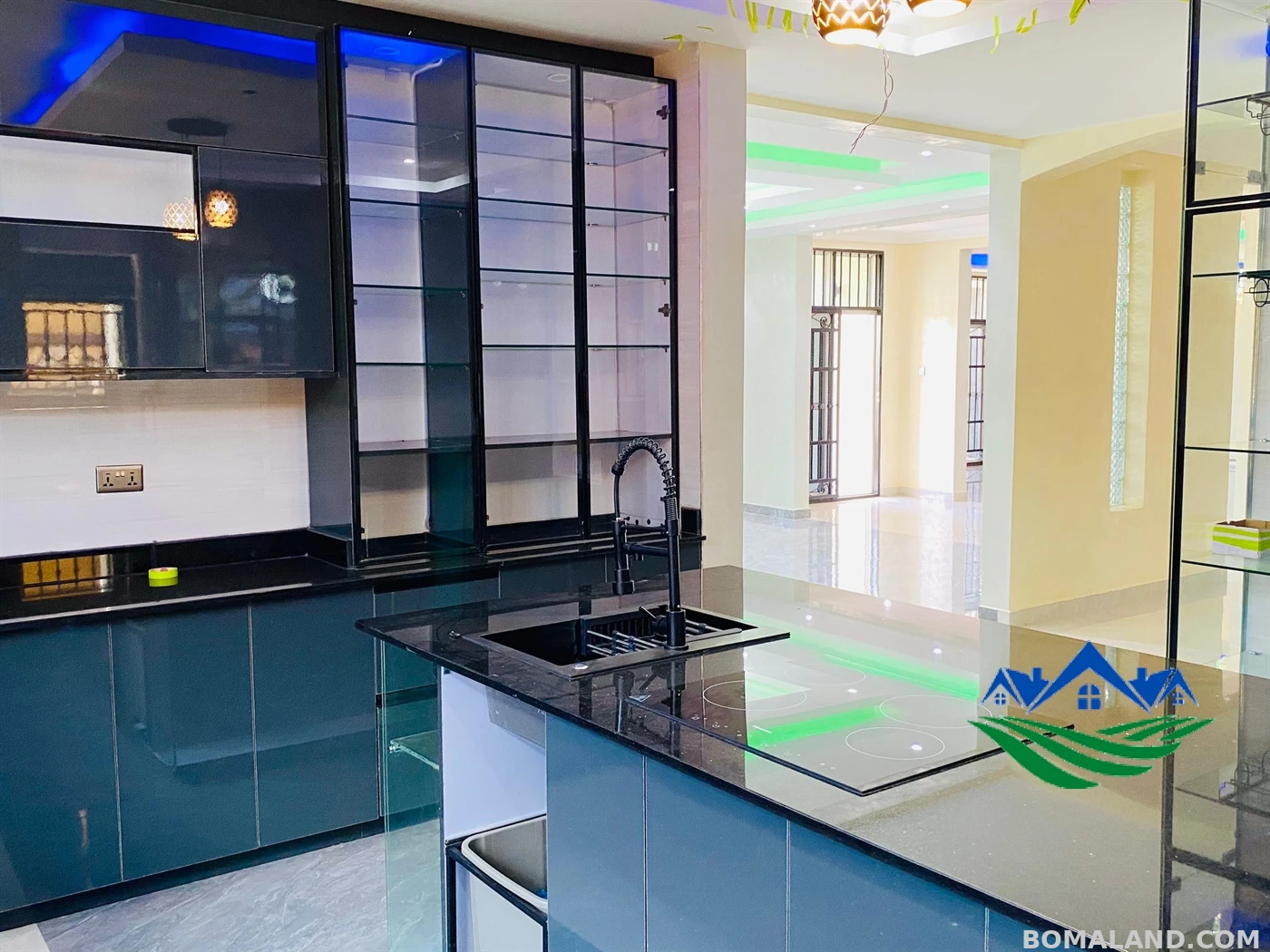 6 bedroom Mansion for sale in Buziga Kampala Uganda