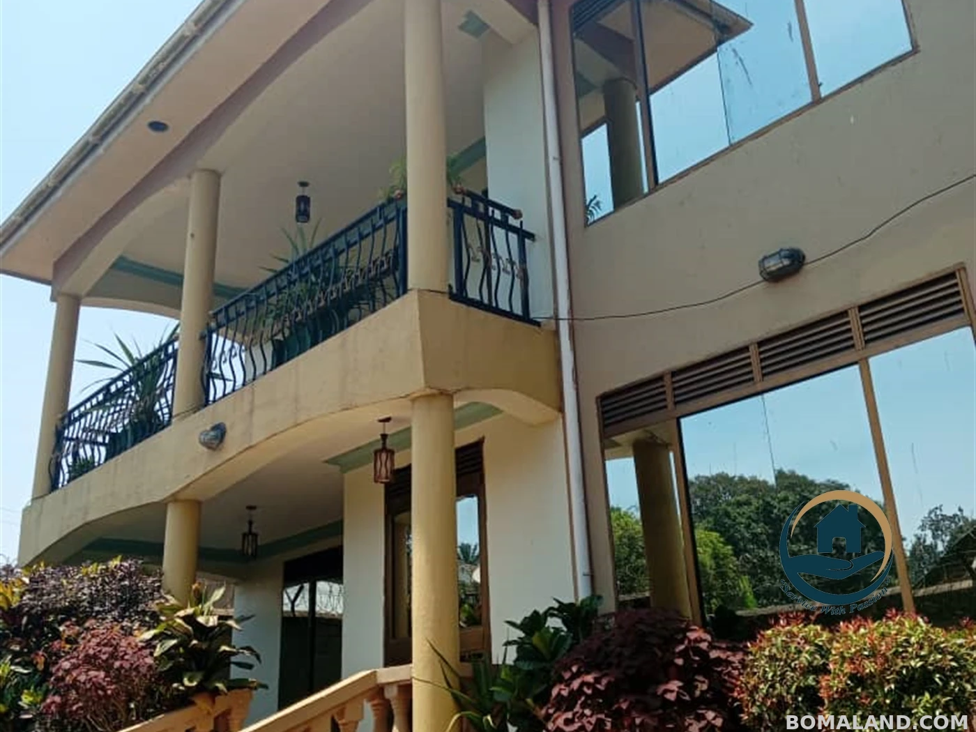 6 bedroom Storeyed house for sale in Bugonga Wakiso Uganda