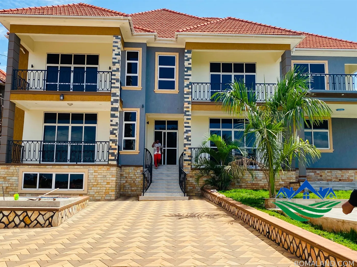 6 bedroom Mansion for sale in Kigo Wakiso Uganda