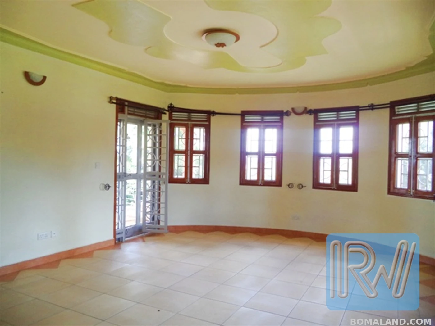 5 bedroom Storeyed house for sale in Entebbe Wakiso Uganda