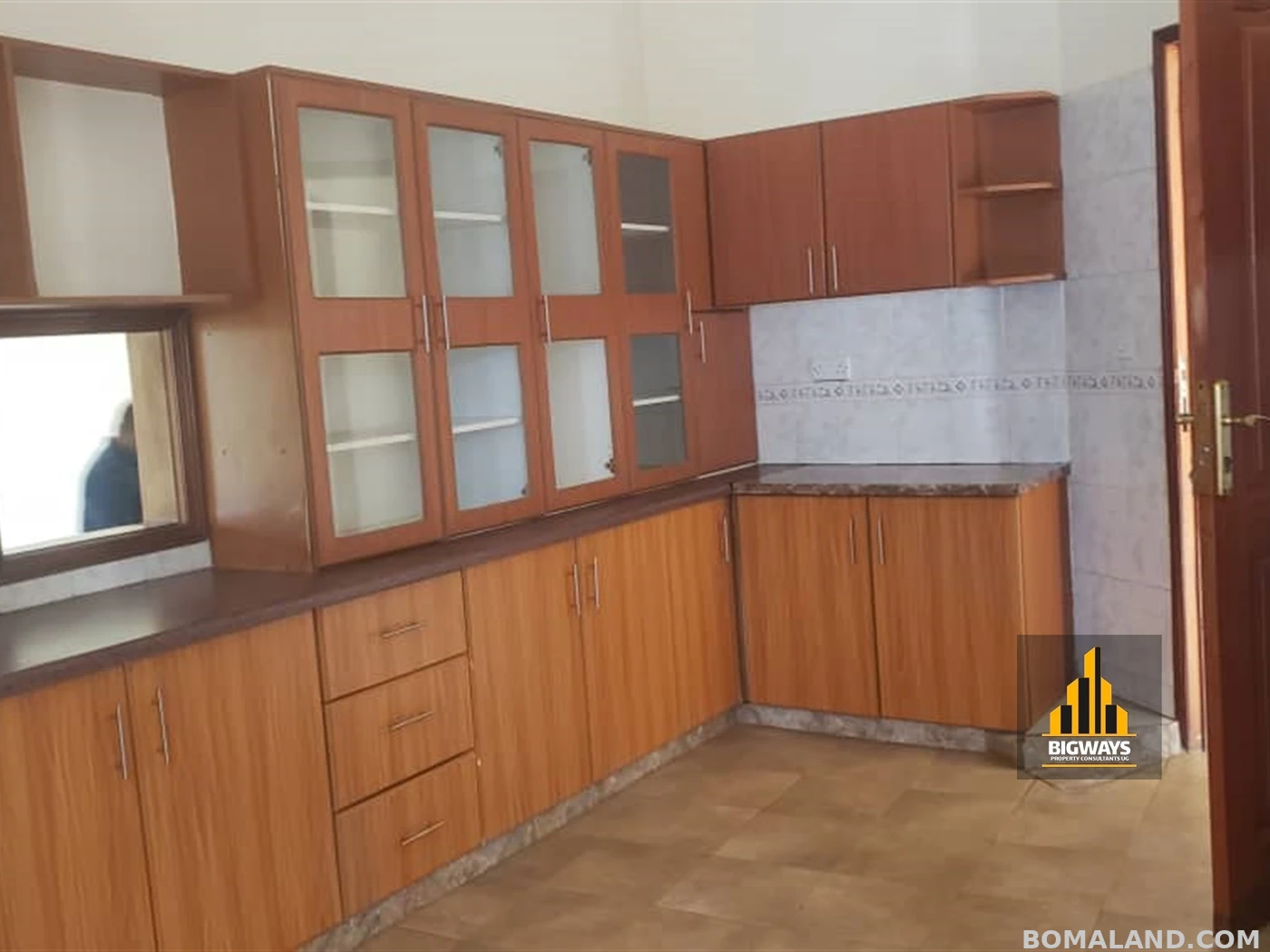 4 bedroom Bungalow for sale in Lubowa Wakiso Uganda