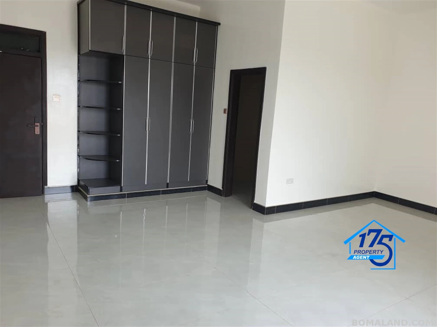 5 bedroom Duplex for sale in Najjera Wakiso Uganda