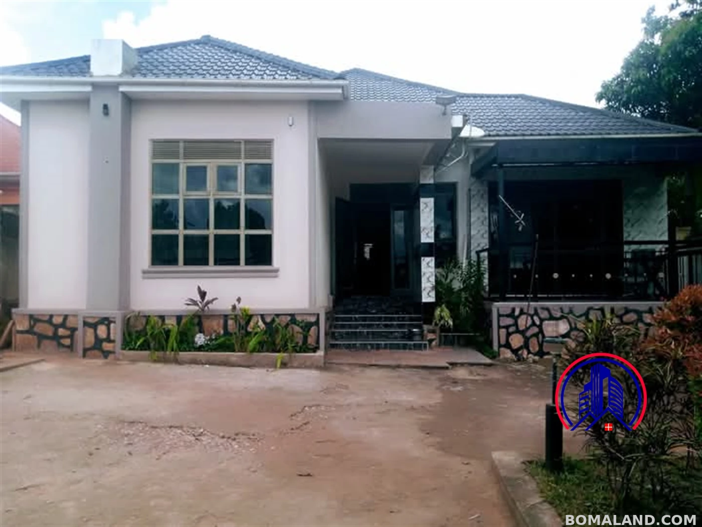 4 bedroom Bungalow for sale in Kiwango Wakiso Uganda