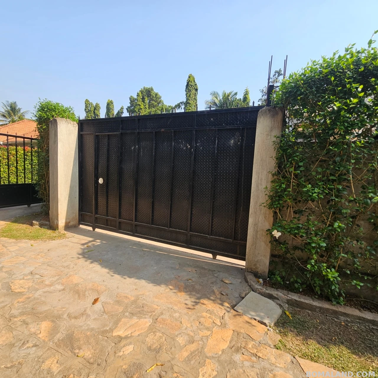 3 bedroom Bungalow for rent in Muyenga Kalungu Uganda