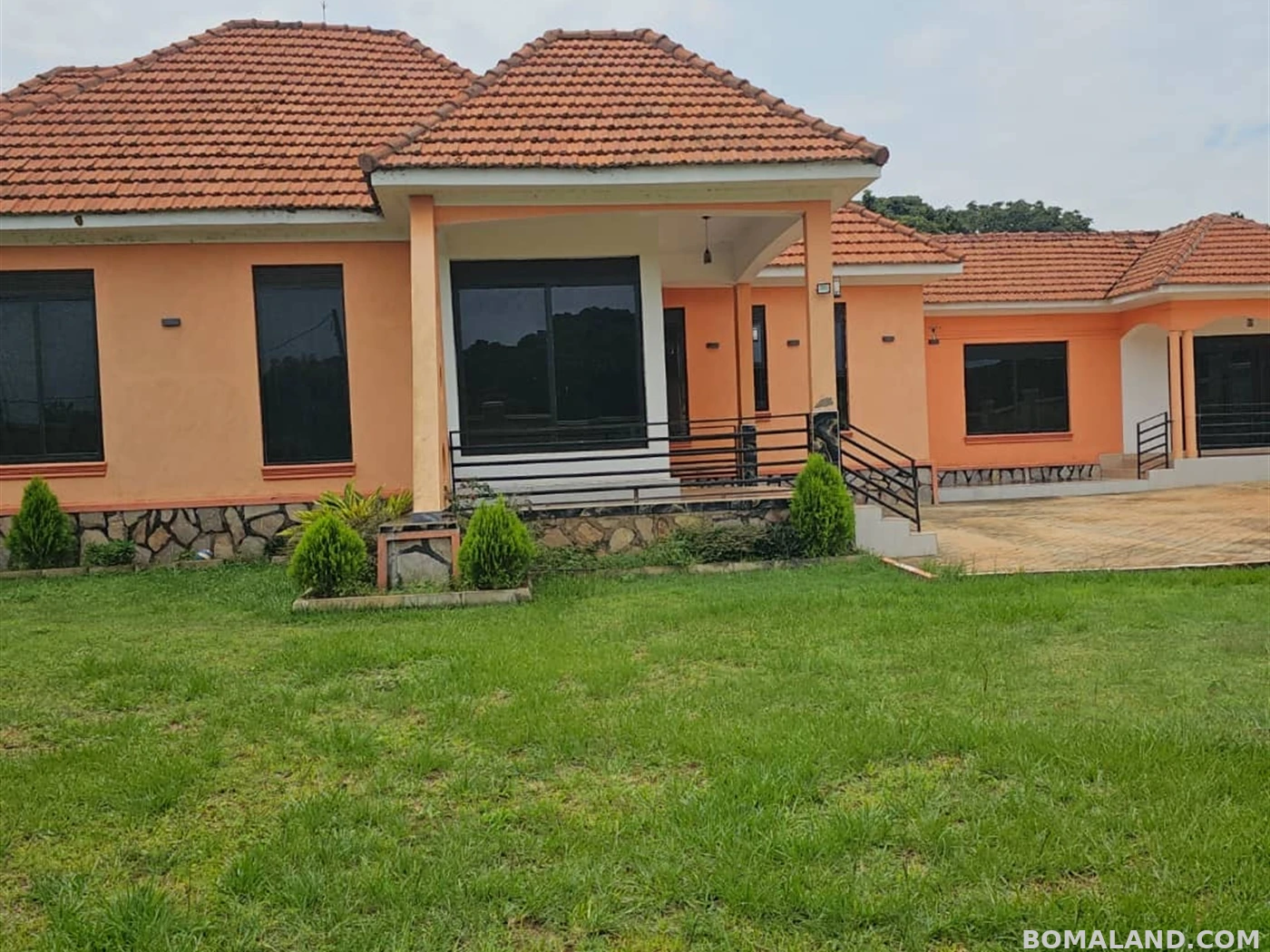 4 bedroom Bungalow for sale in Nkumba Wakiso Uganda