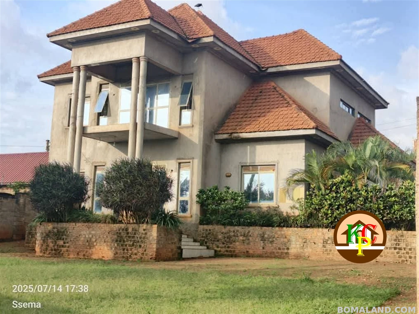 5 bedroom Storeyed house for sale in Kireka Wakiso Uganda