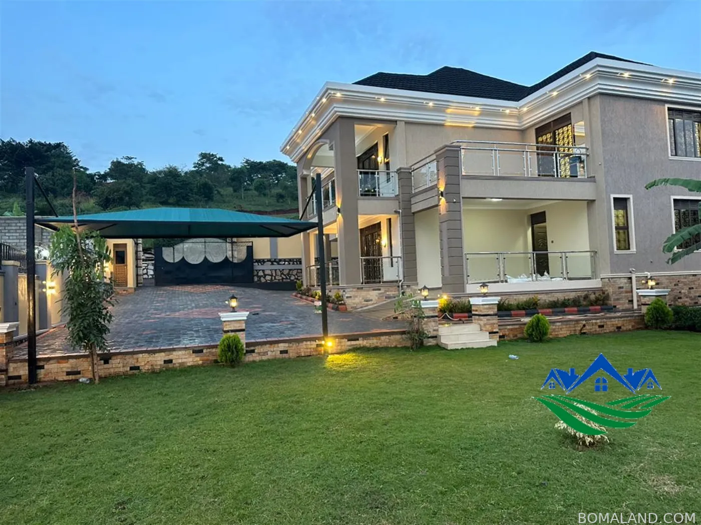 5 bedroom Mansion for sale in Bwebajja Wakiso Uganda