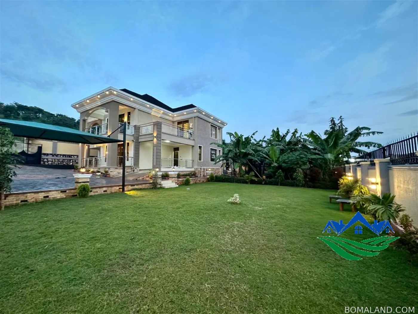 5 bedroom Mansion for sale in Bwebajja Wakiso Uganda