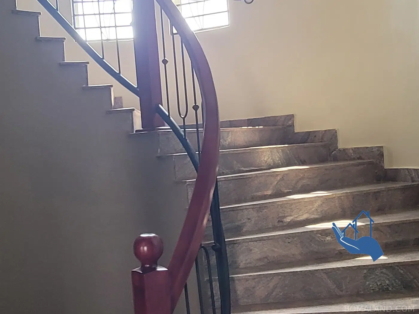 3 bedroom Mansion for sale in Munyonyo Kampala Uganda