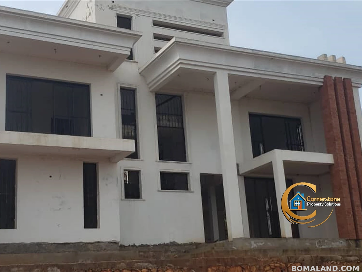 8 bedroom Storeyed house for sale in Lubowa Wakiso Uganda