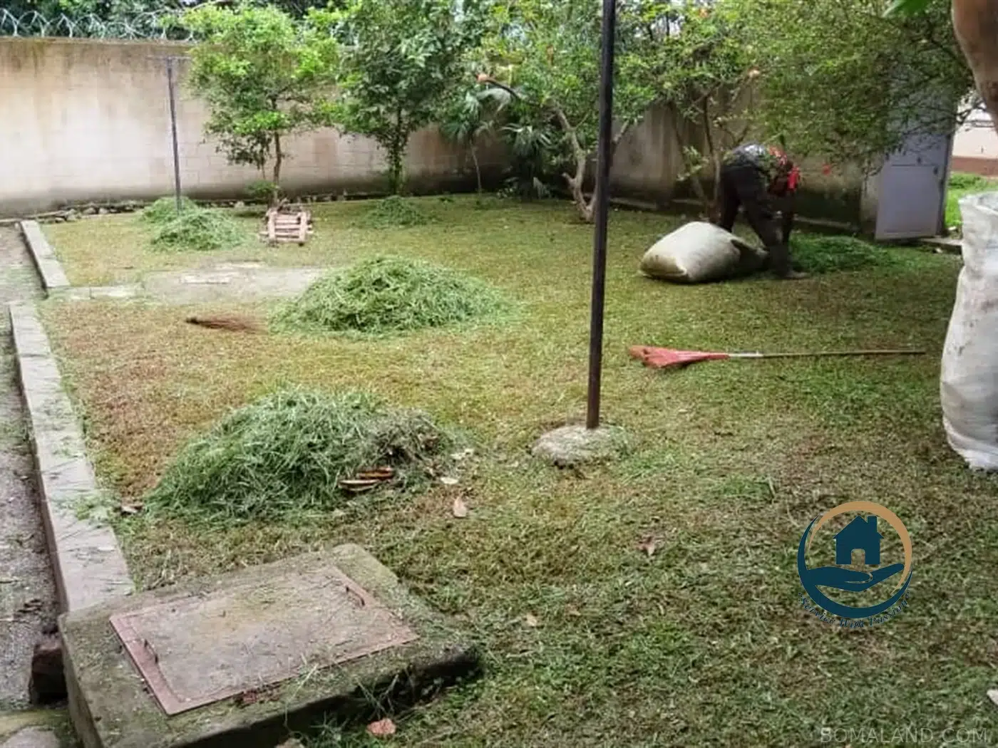 4 bedroom Town House for sale in Bwebajja Wakiso Uganda