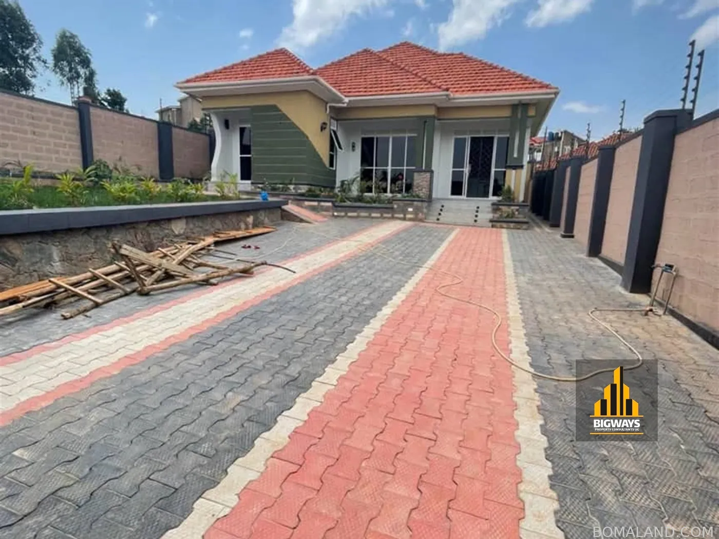 4 bedroom Bungalow for sale in Kisaasi Kampala Uganda