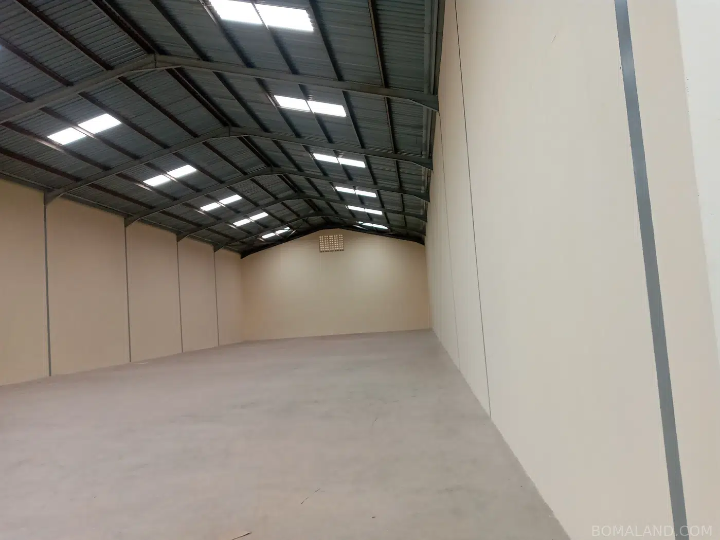 Warehouse for rent in Wankulukuku Kampala Uganda